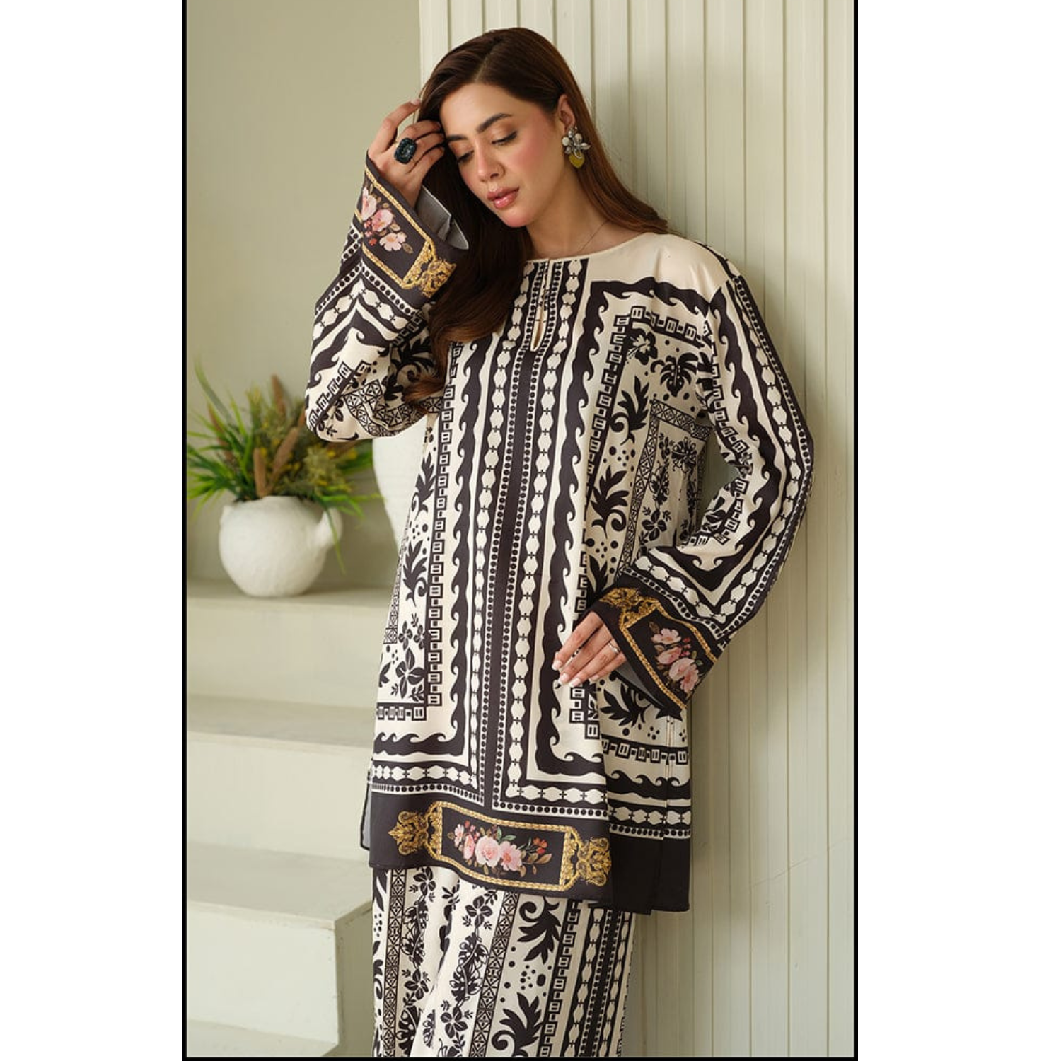 Stylish Printed 2-Piece Outfit