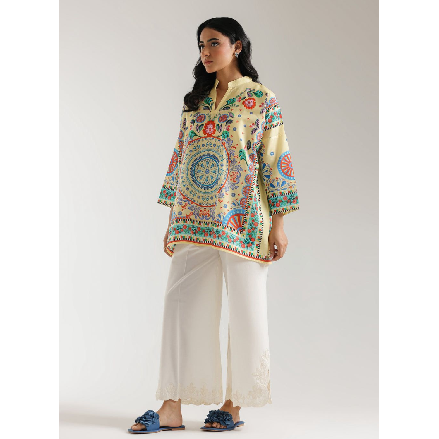 Most demanding Printed 2 Pcs with Farshi shalwar