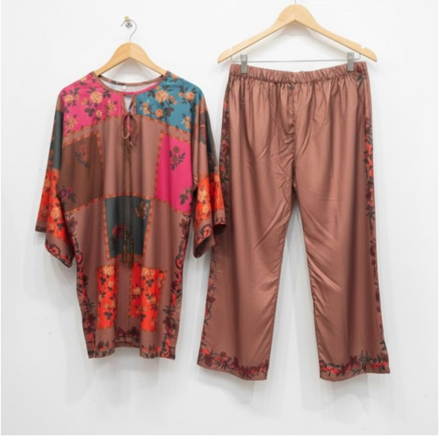 Most demanding Printed 2 Pcs