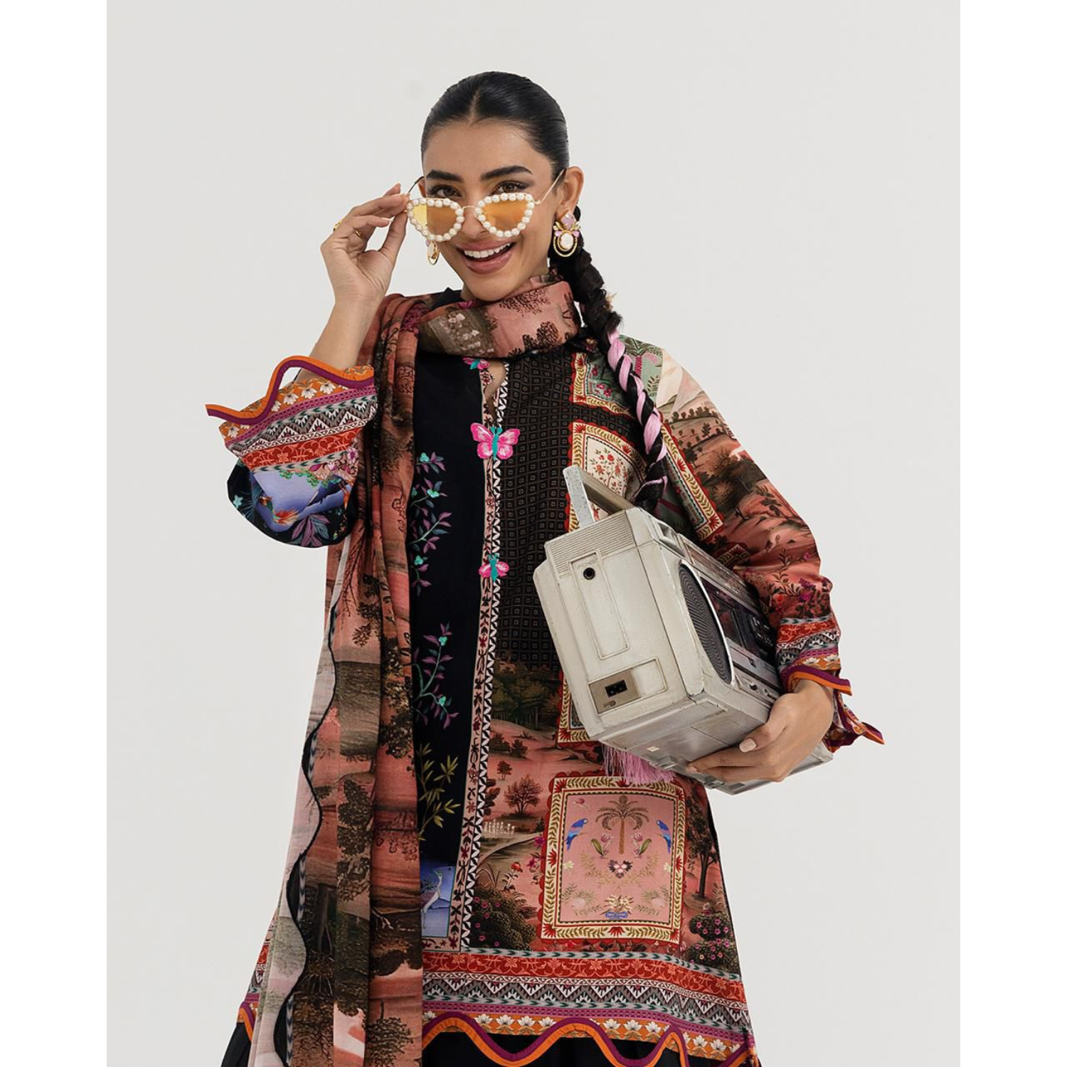 Most demanding Printed 2 Pcs with Farshi shalwar
