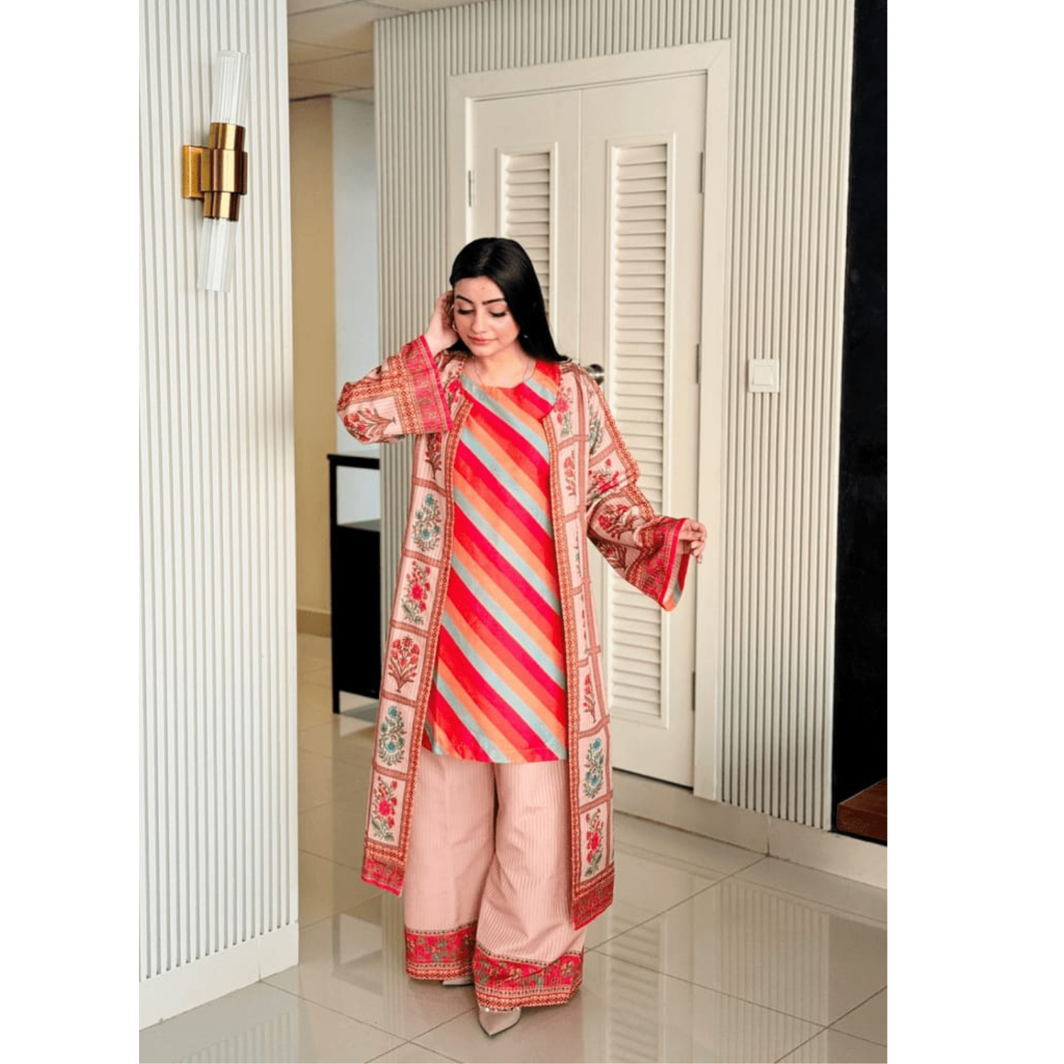 FULL PRINTED GOWN WITH FULL PRINTED INNER AND FLAPPER 3 PEACE ELEGANT DRESS